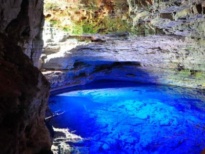 Gruta do Lago Azul para um ano novo alternativo